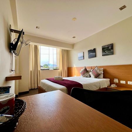 Hotel Medano Трухільйо Екстер'єр фото