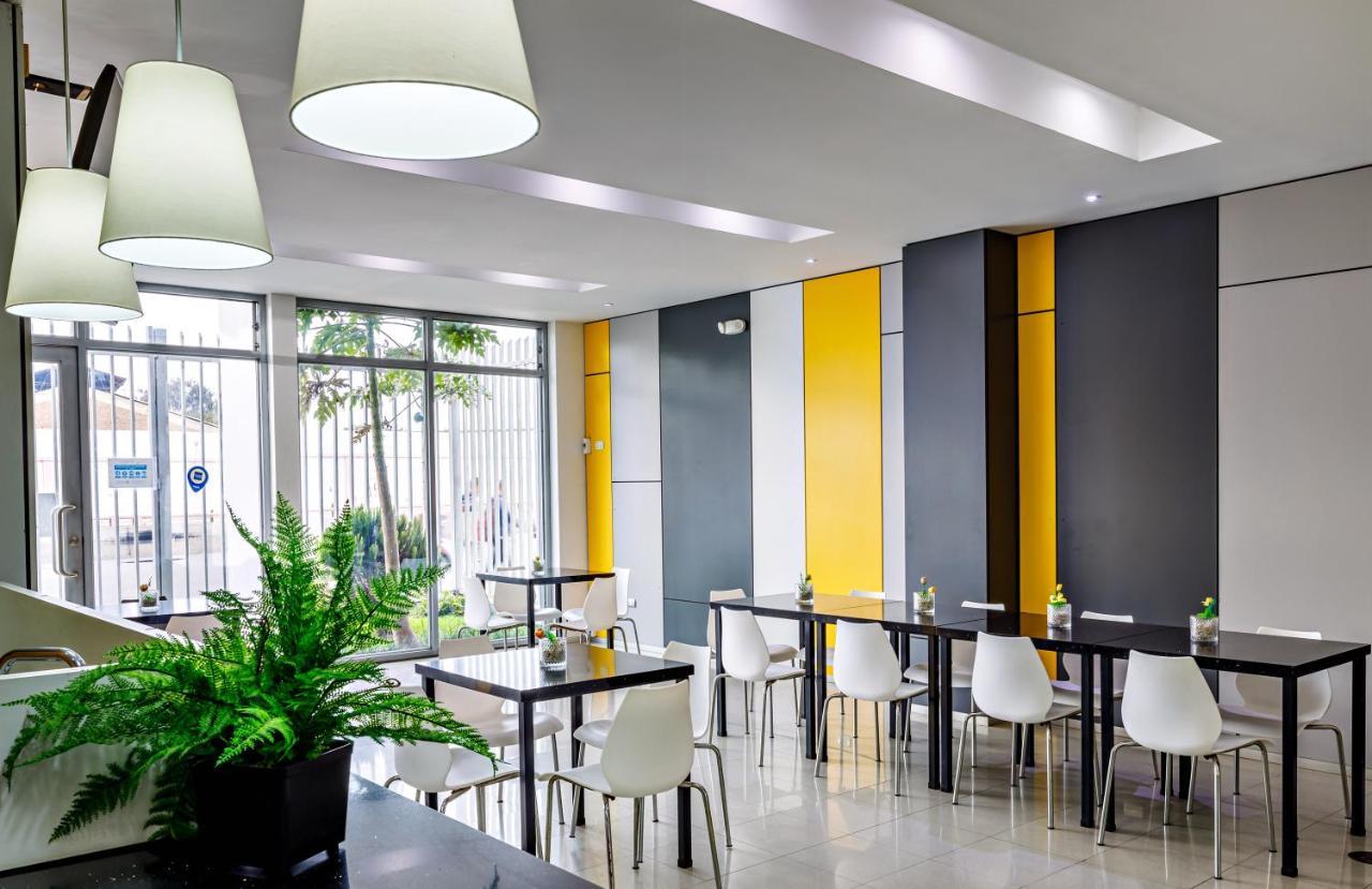 Hotel Medano Трухільйо Екстер'єр фото