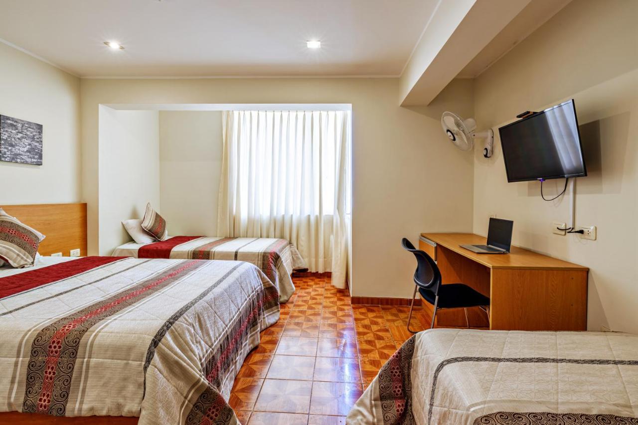 Hotel Medano Трухільйо Екстер'єр фото