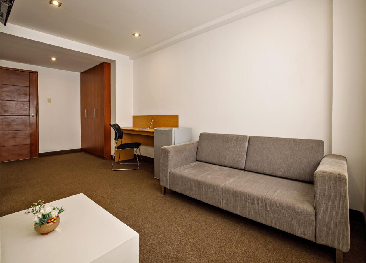 Hotel Medano Трухільйо Екстер'єр фото